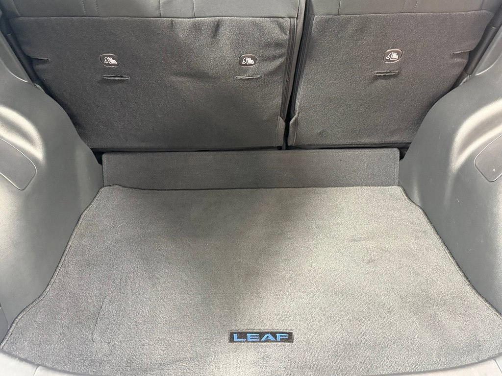 Used 2025 Nissan Leaf S FWD image 21