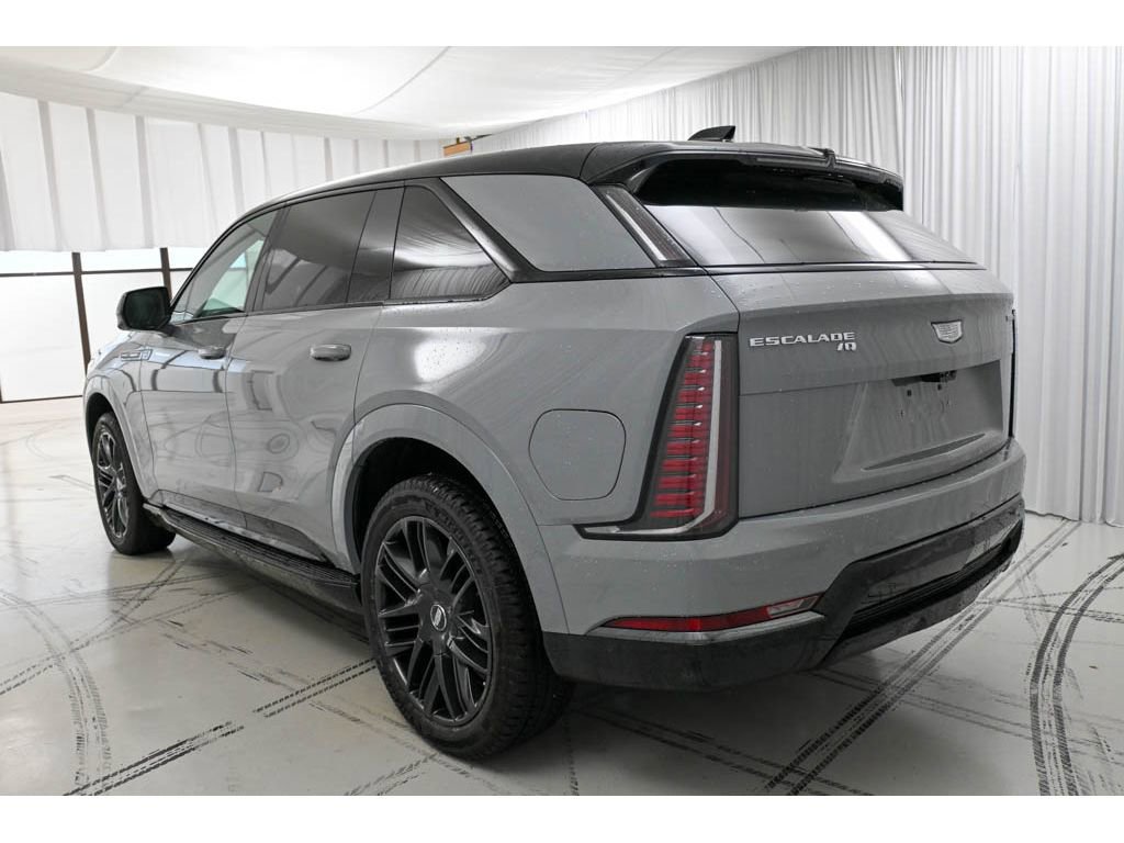 New 2026 Cadillac Escalade IQ Sport 2 w/ LPO, ONYX Package image 5