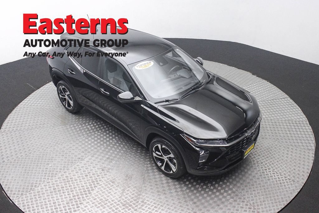 Used 2024 Chevrolet Trax RS FWD image 5