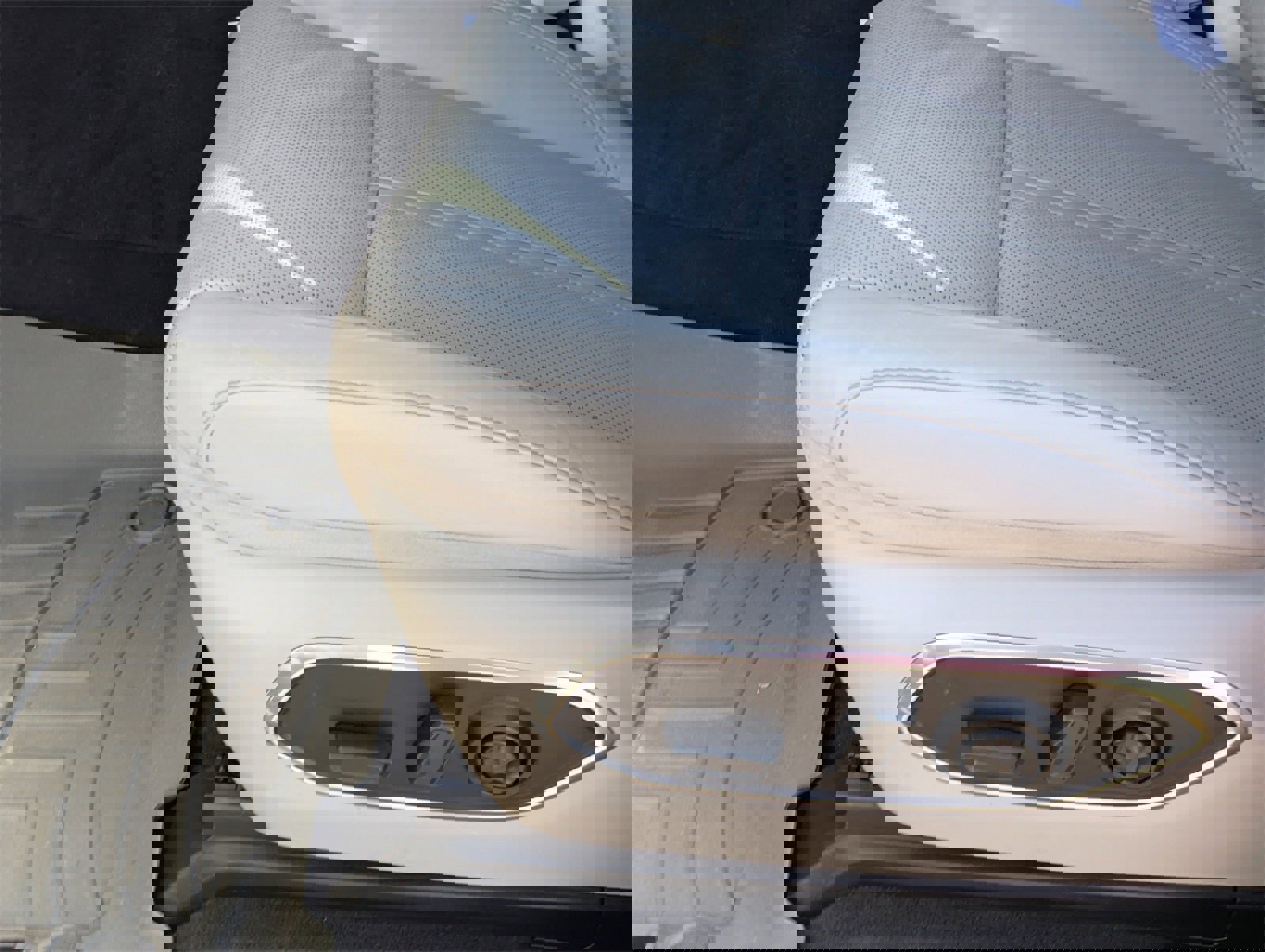 Used 2023 Jeep Wagoneer Series III w/ Preferred Equipment Group image 18