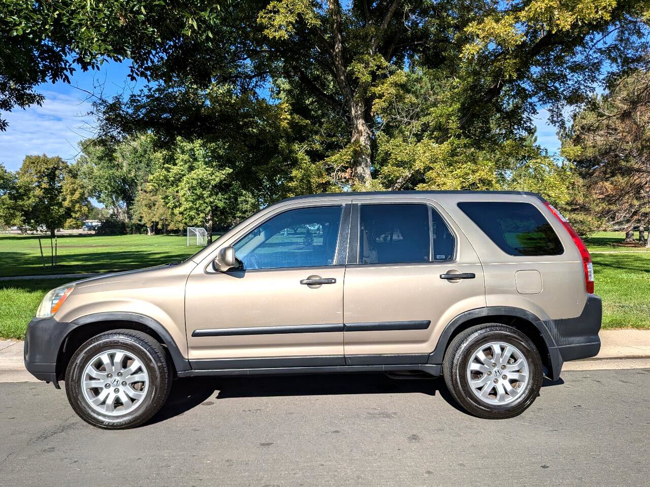 Used 2006 Honda CR-V EX image 2