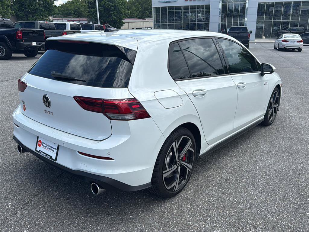 Used 2025 Volkswagen GTI SE FWD image 6