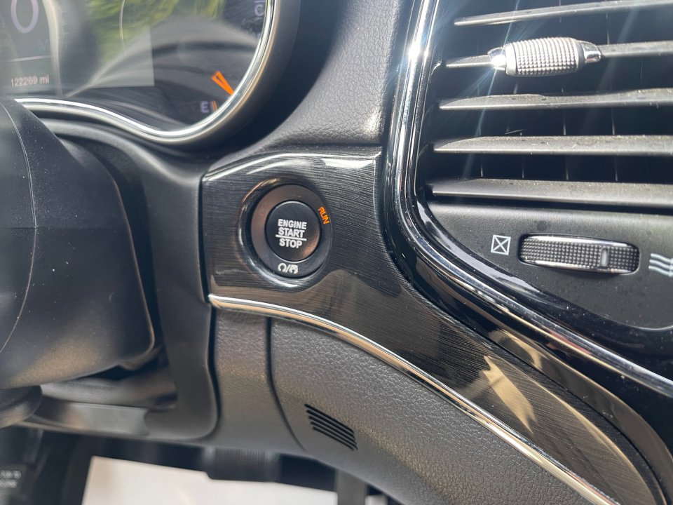 Used 2020 Jeep Grand Cherokee Trailhawk image 23