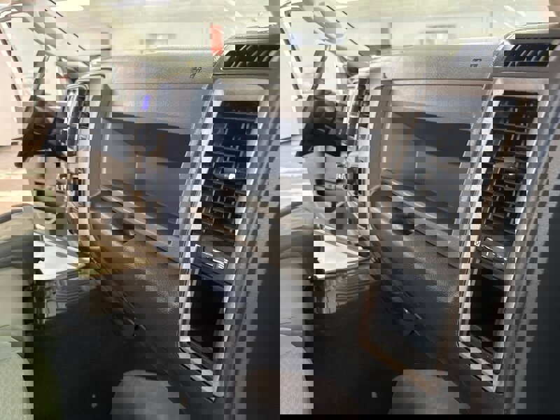 Used 2016 RAM 1500 Tradesman w/ Chrome Appearance Group image 24