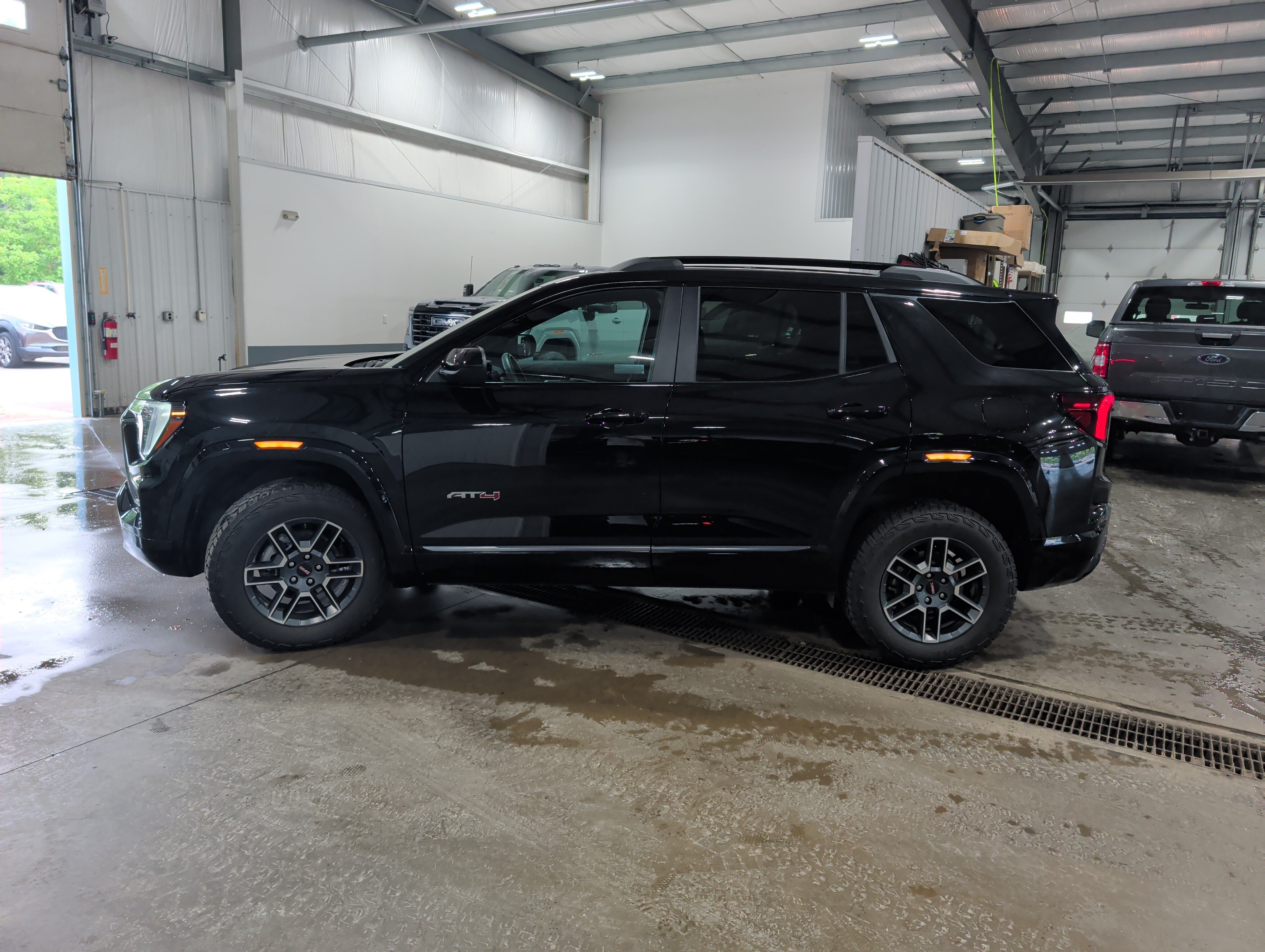 Used 2026 GMC Terrain AT4 AWD/4WD image 5