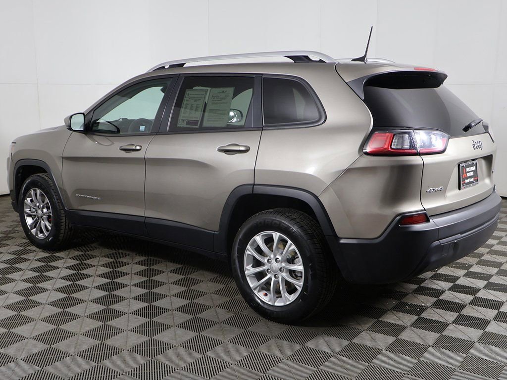Used 2021 Jeep Cherokee Latitude image 10