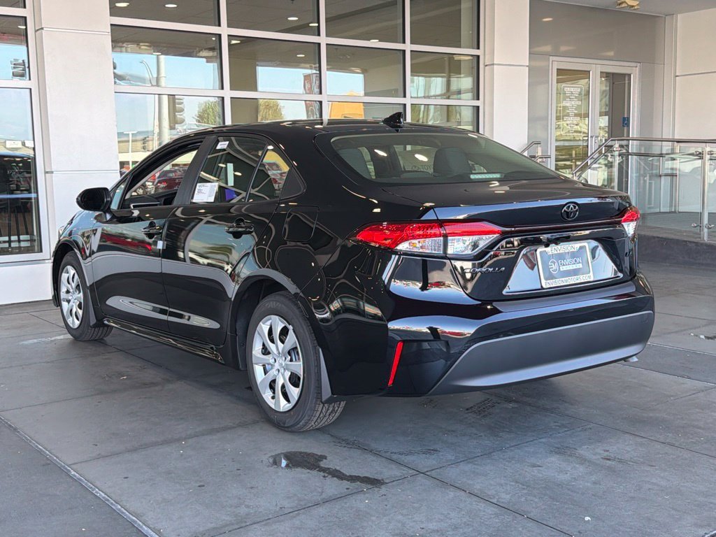 New 2027 Toyota Corolla LE FWD image 9