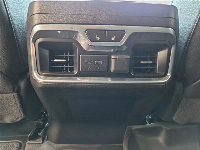 Used 2021 GMC Sierra 3500 Denali w/ Denali Ultimate Package AWD/4WD image 16