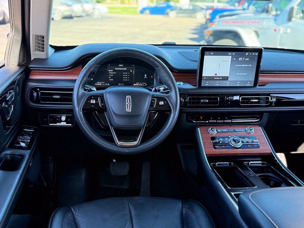 Used 2024 Lincoln Aviator Reserve w/ Elements Package Plus AWD/4WD image 8