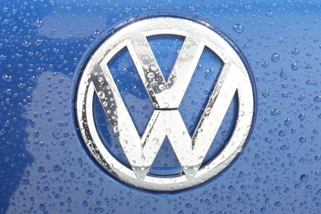 Used 2012 Volkswagen Beetle Turbo FWD image 11