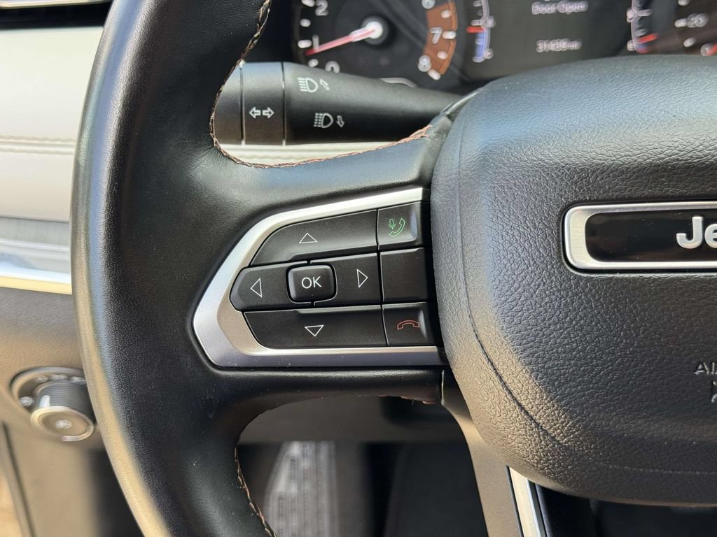Used 2022 Jeep Compass Limited AWD/4WD image 10