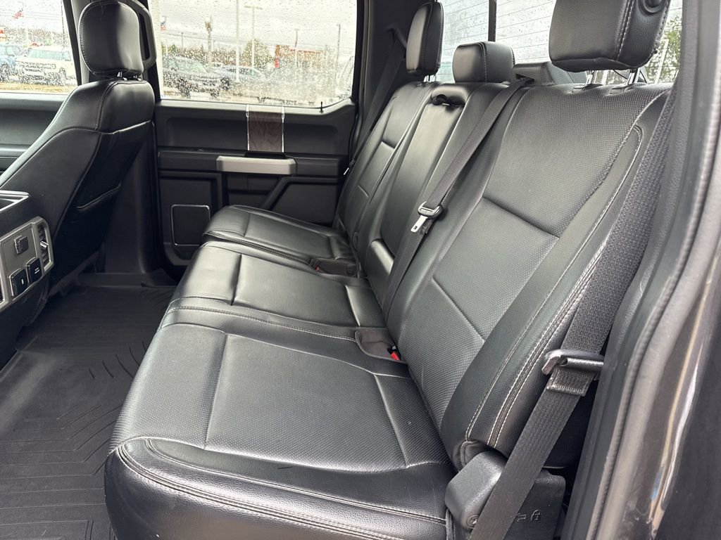 Used 2018 Ford F350 Lariat w/ Chrome Package image 10