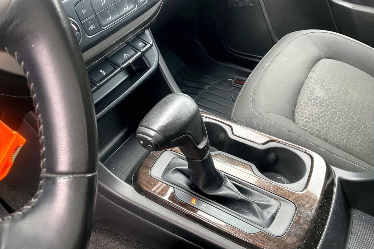Used 2018 GMC Canyon SLE w/ SLE Convenience Package RWD image 15