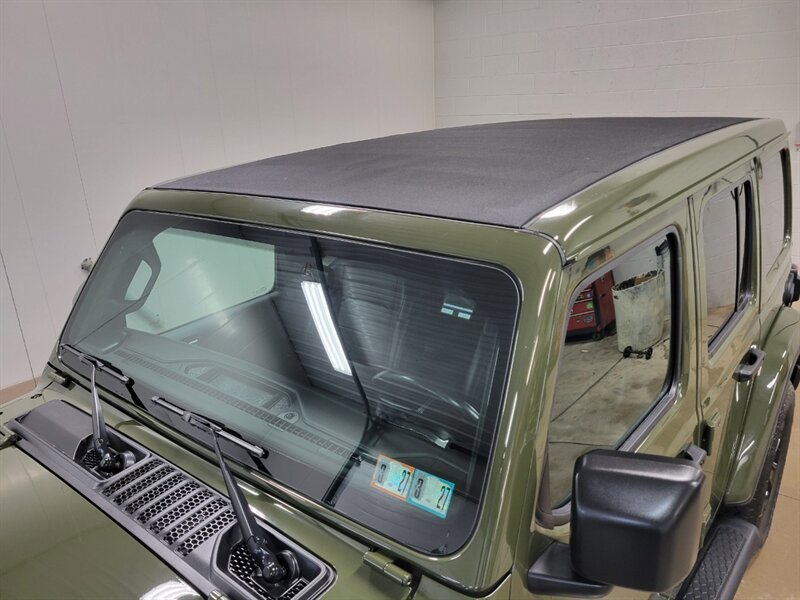 Used 2023 Jeep Wrangler Unlimited Sahara AWD/4WD image 22