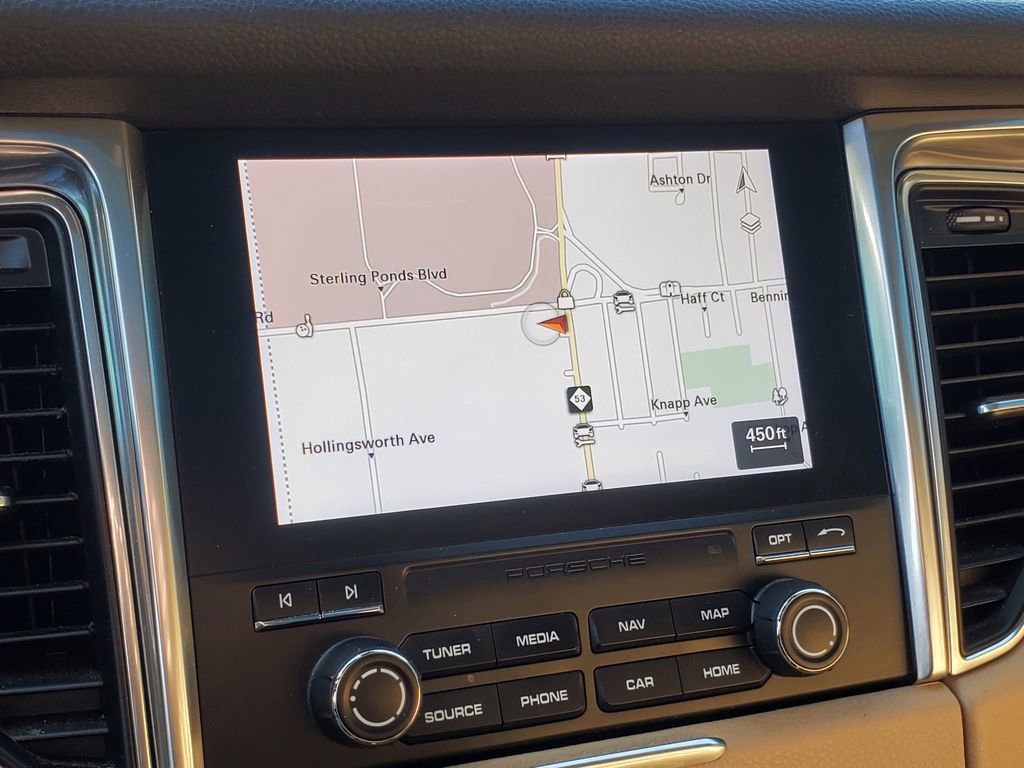 Used 2018 Porsche Macan image 20