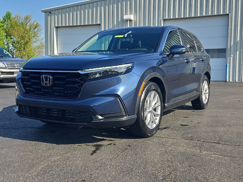 Used 2024 Honda CR-V EX image 3