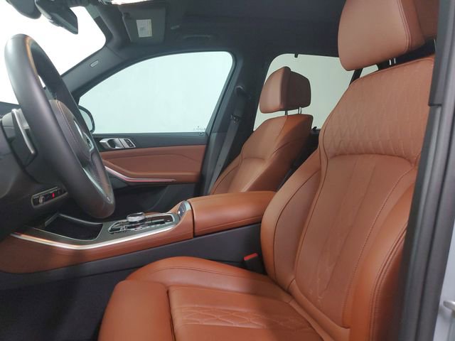 Used 2025 BMW X5 sDrive40i w/ Executive Package image 12