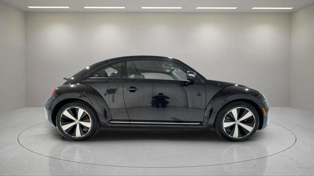 Used 2012 Volkswagen Beetle Turbo image 2