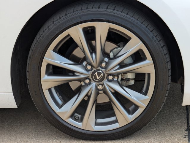 Used 2020 Lexus ES 350 F Sport w/ Accessory Package 2 FWD image 9