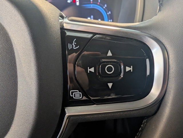 Used 2024 Volvo XC90 B6 Plus w/ Protection Package Premier image 21