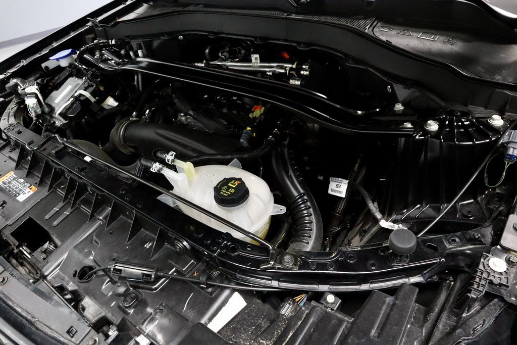 Certified 2025 Ford Explorer ST-Line w/ ST-Line Street Pack image 18