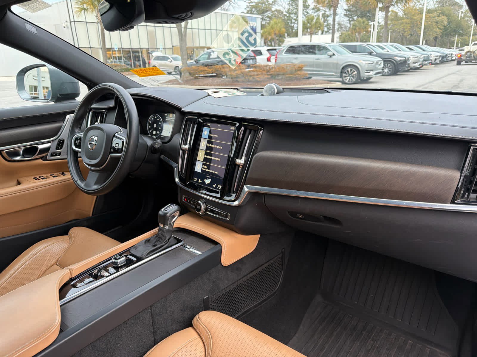 Used 2018 Volvo V90 T6 Cross Country w/ Convenience Package image 19