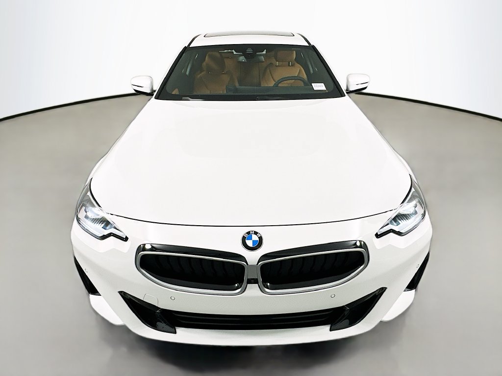 Used 2026 BMW 230i Coupe w/ Convenience Package RWD image 2