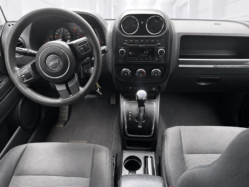 Used 2011 Jeep Compass 4WD image 9