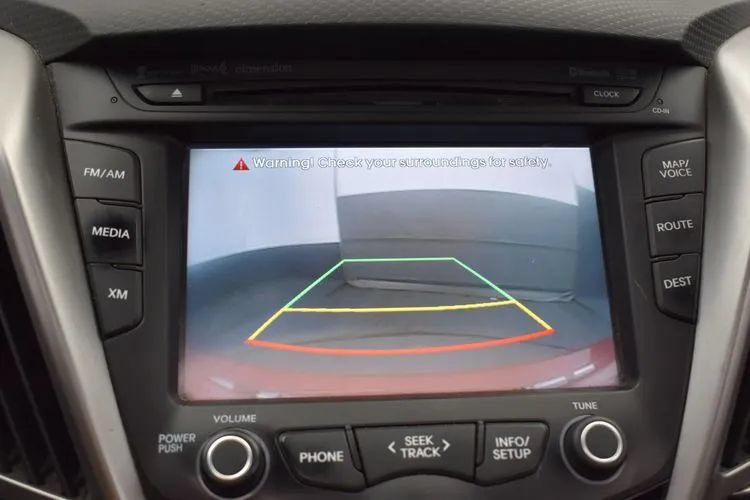 Used 2013 Hyundai Veloster w/ Style Pkg FWD image 29