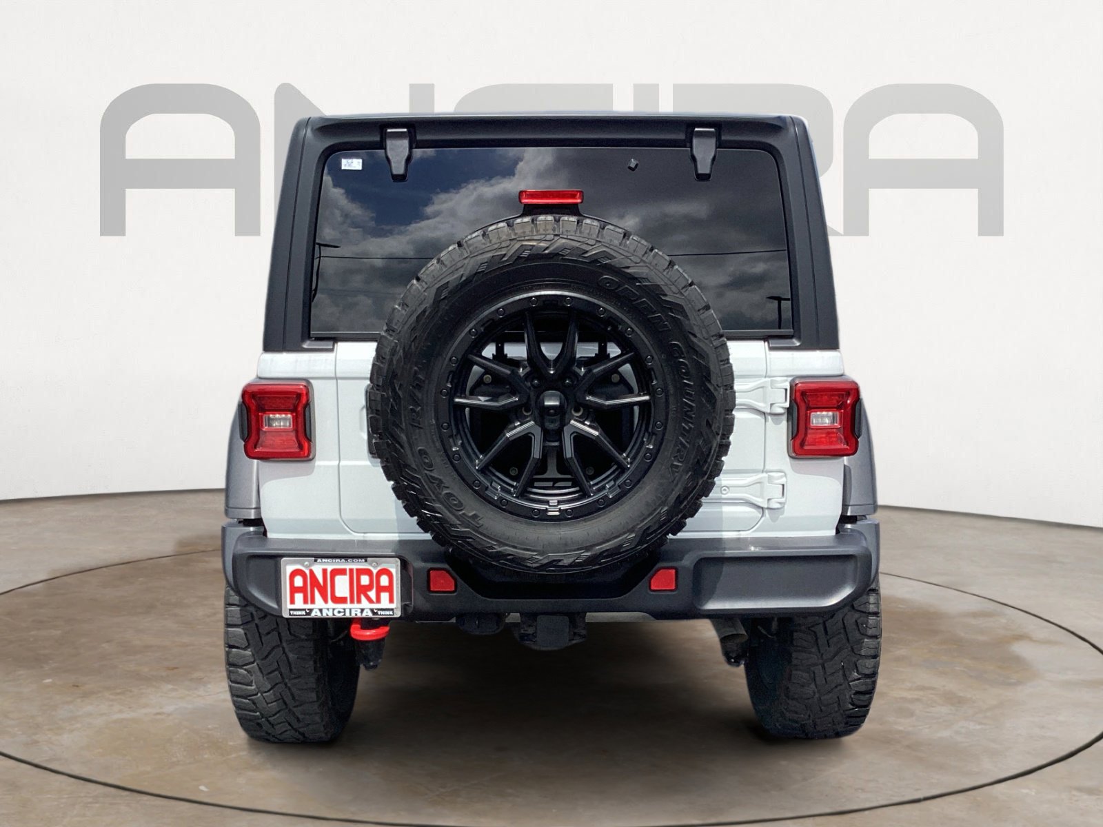 Used 2024 Jeep Wrangler Unlimited Rubicon w/ Technology Group AWD/4WD image 11