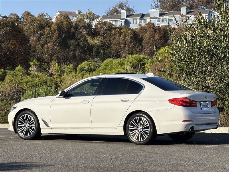 Used 2018 BMW 530i RWD image 5