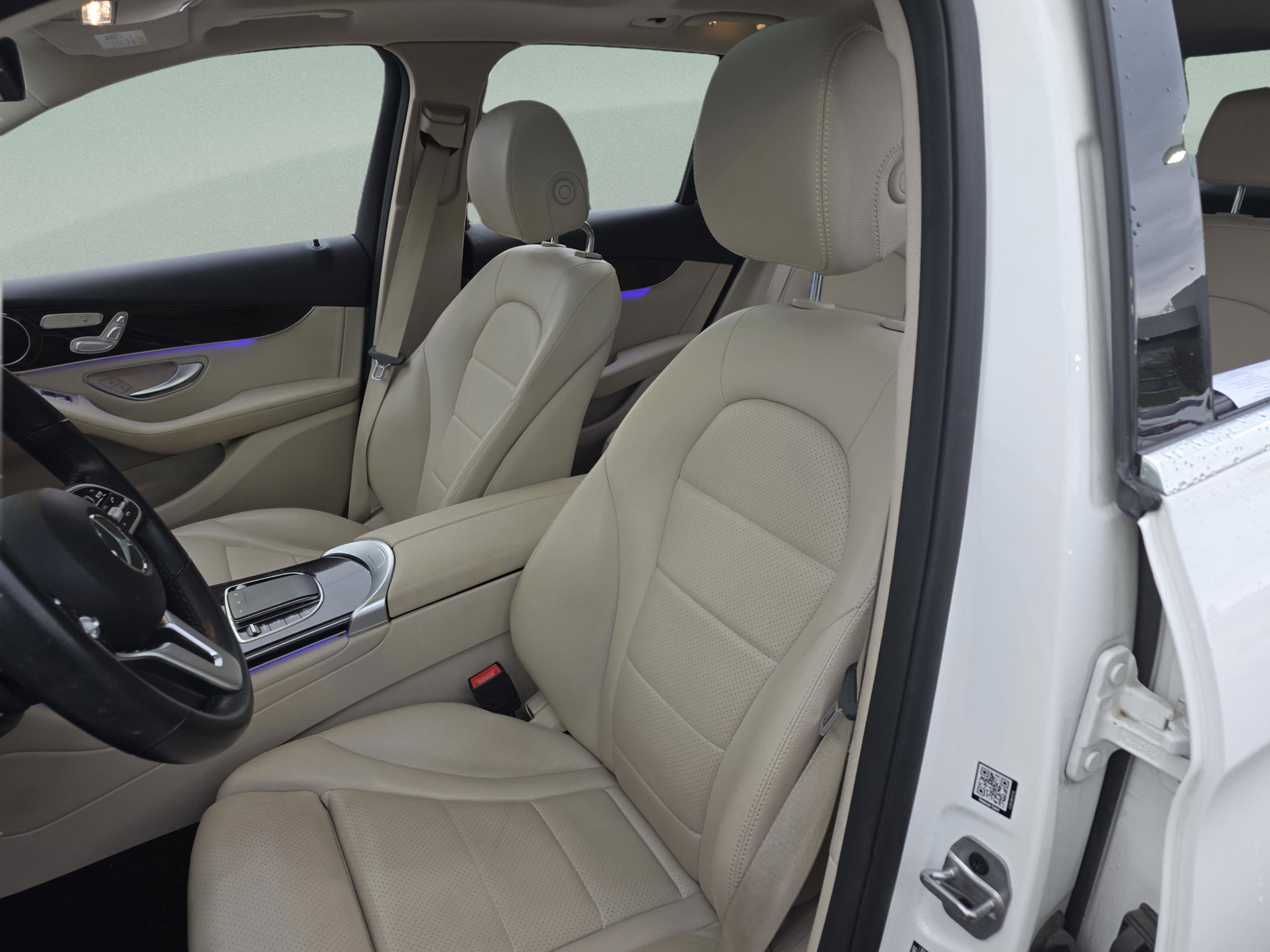 Used 2022 Mercedes-Benz GLC 300 image 13