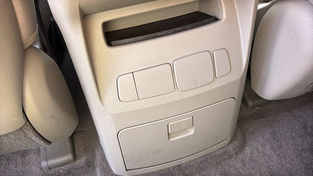 Used 2021 Kia Sedona LX FWD image 9