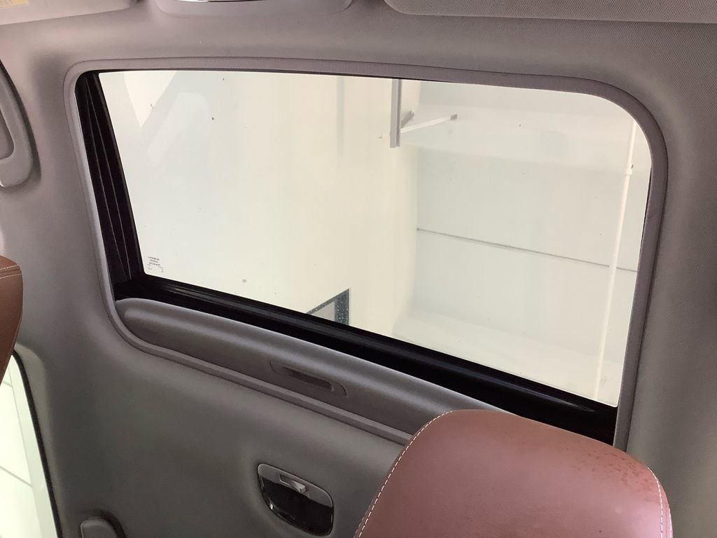 Used 2018 Subaru Outback 2.5i Touring image 24