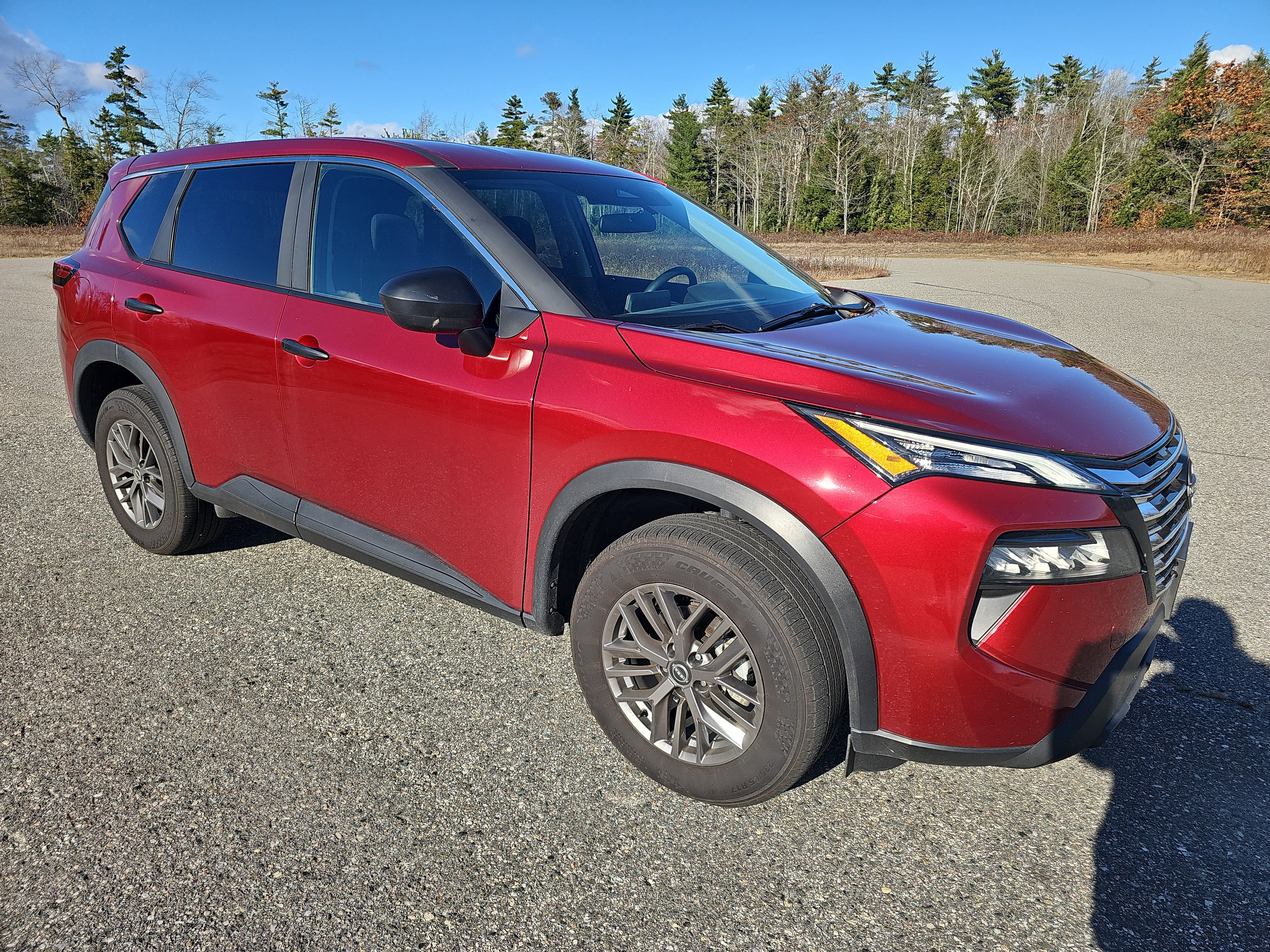 Certified 2025 Nissan Rogue S image 3