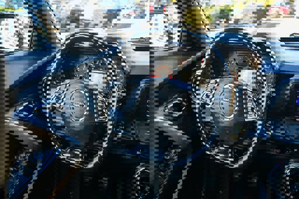 Used 2021 Chevrolet Camaro LT RWD image 12