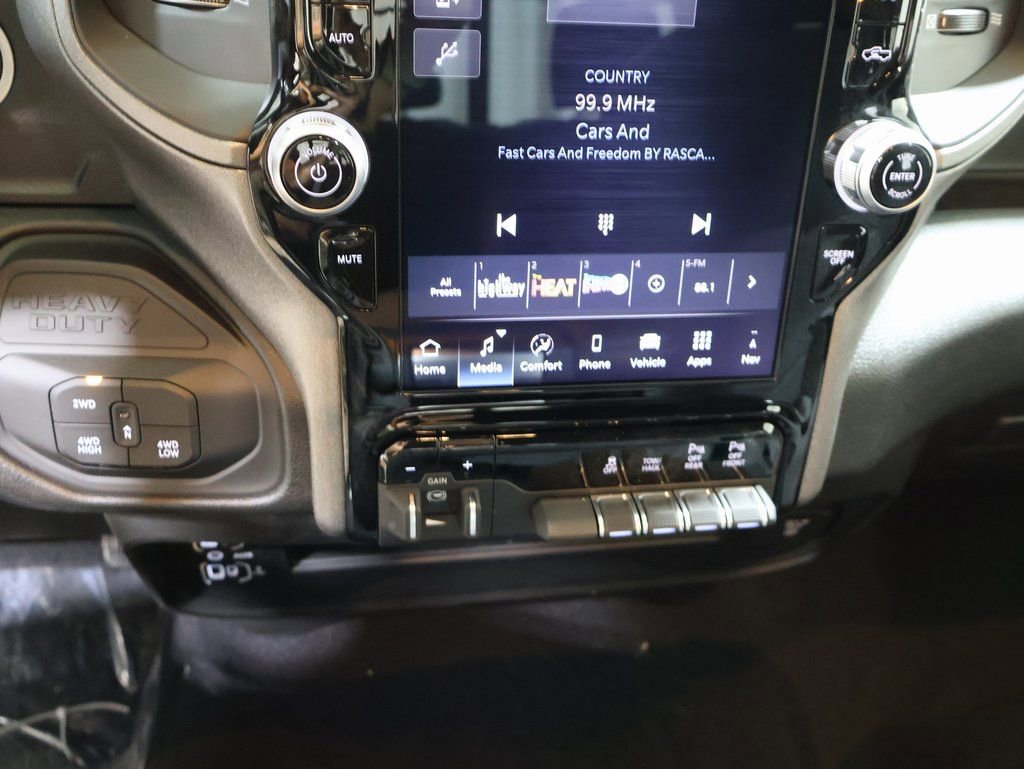 New 2026 RAM 3500 Tradesman image 24