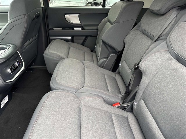 New 2025 Ford Expedition Active image 18