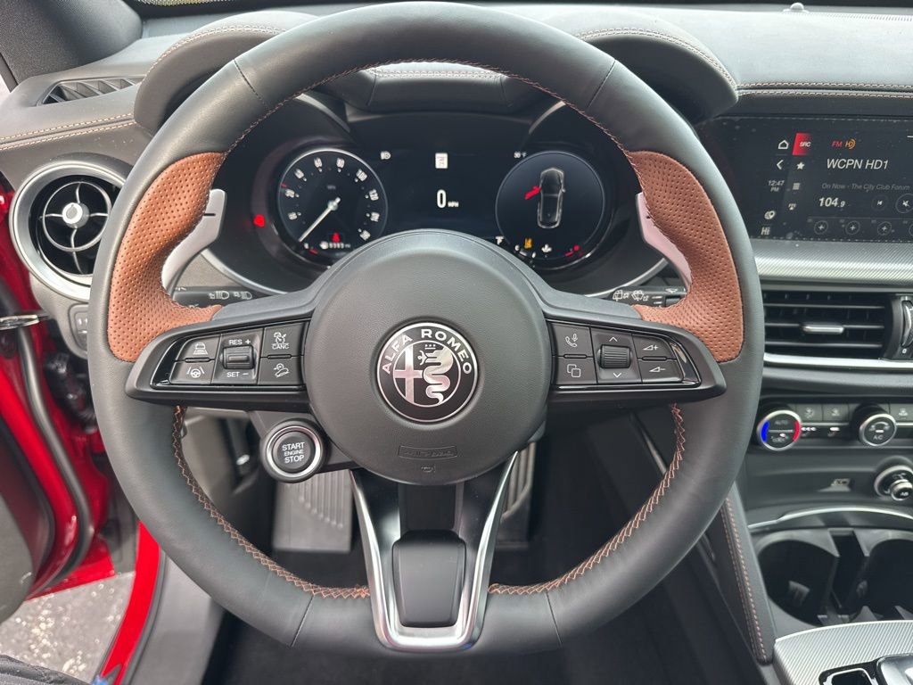 New 2025 Alfa Romeo Stelvio Sprint image 14