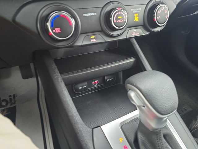 Certified 2023 Kia Forte LXS w/ LXS Technology Package FWD image 21
