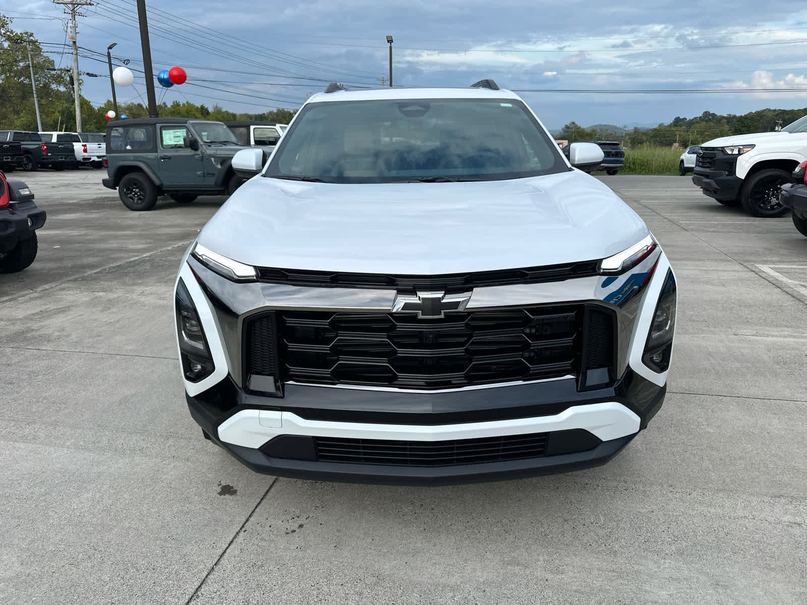 New 2026 Chevrolet Equinox ACTIV w/ Convenience Package III image 3