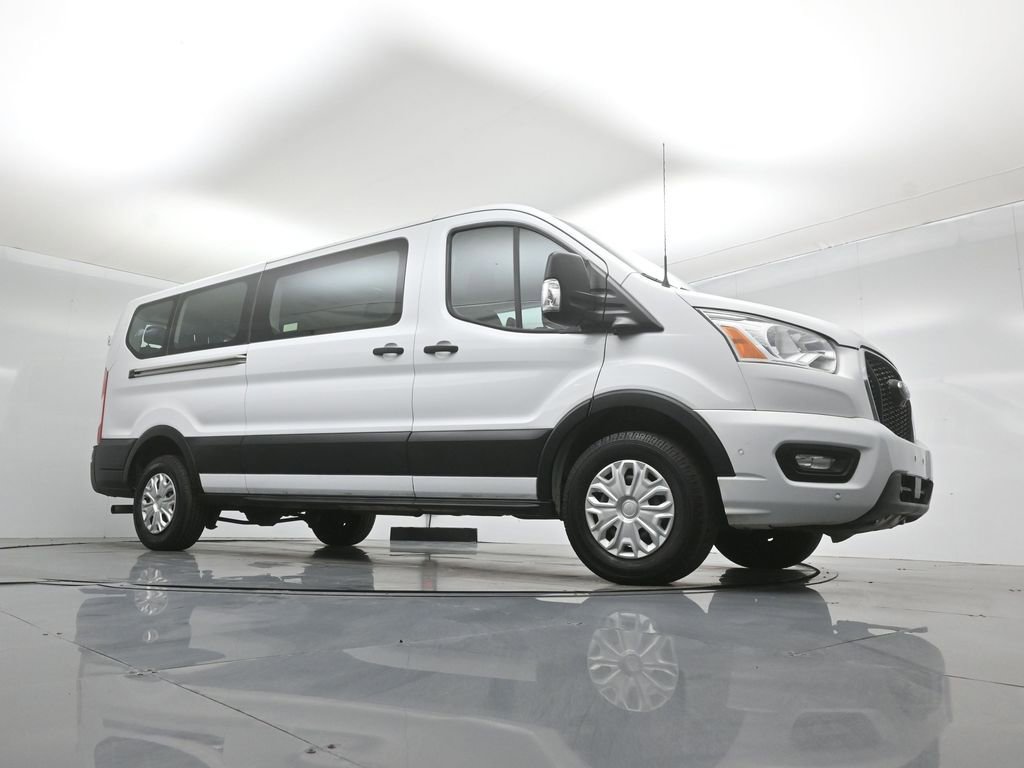 Certified 2022 Ford Transit 350 XLT RWD image 4