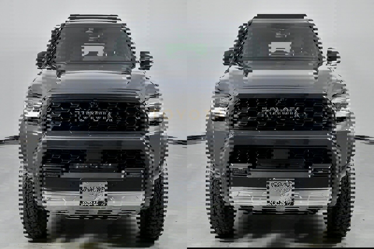 Used 2025 Toyota 4Runner Trailhunter image 5