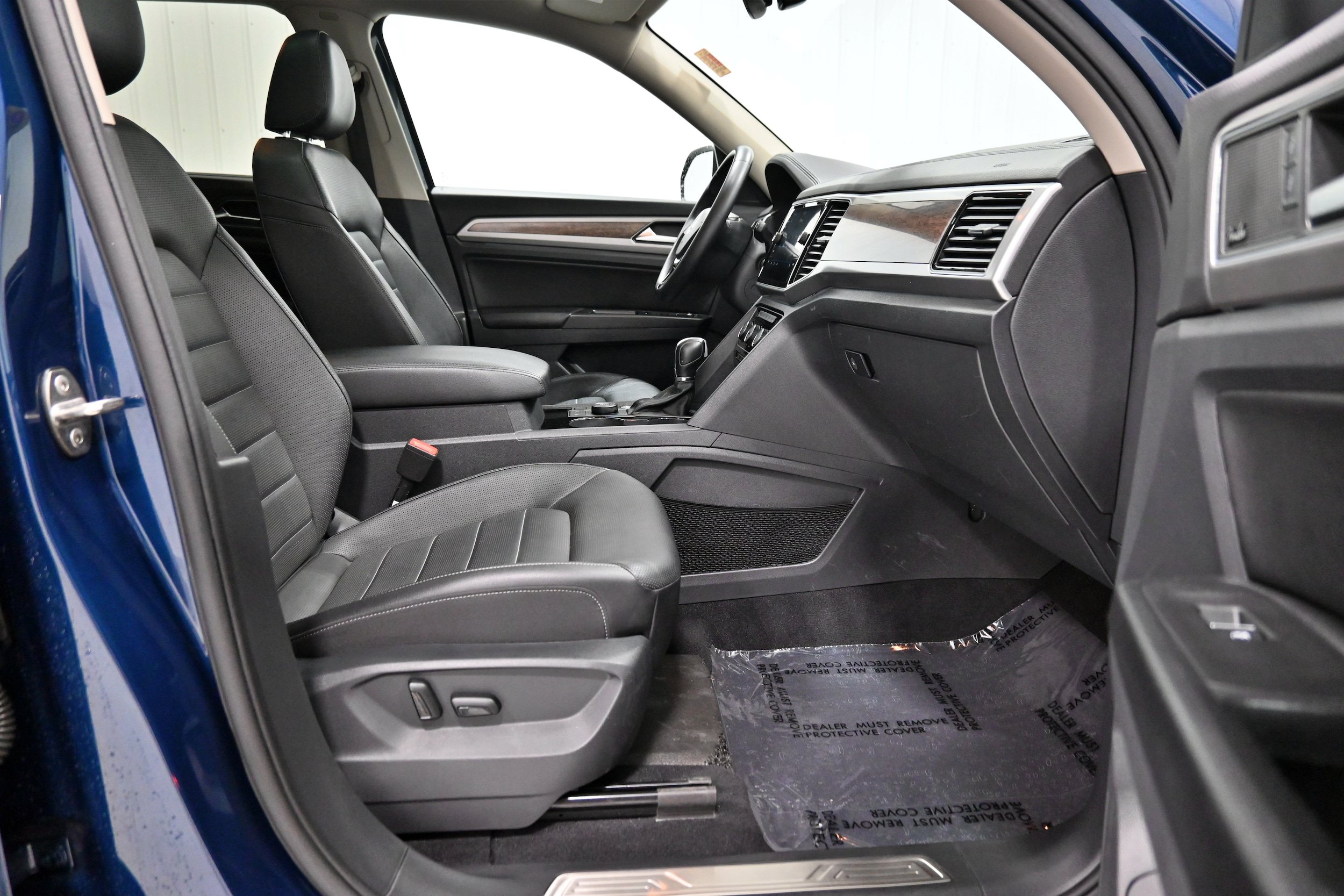 Used 2019 Volkswagen Atlas SEL Premium AWD/4WD image 25