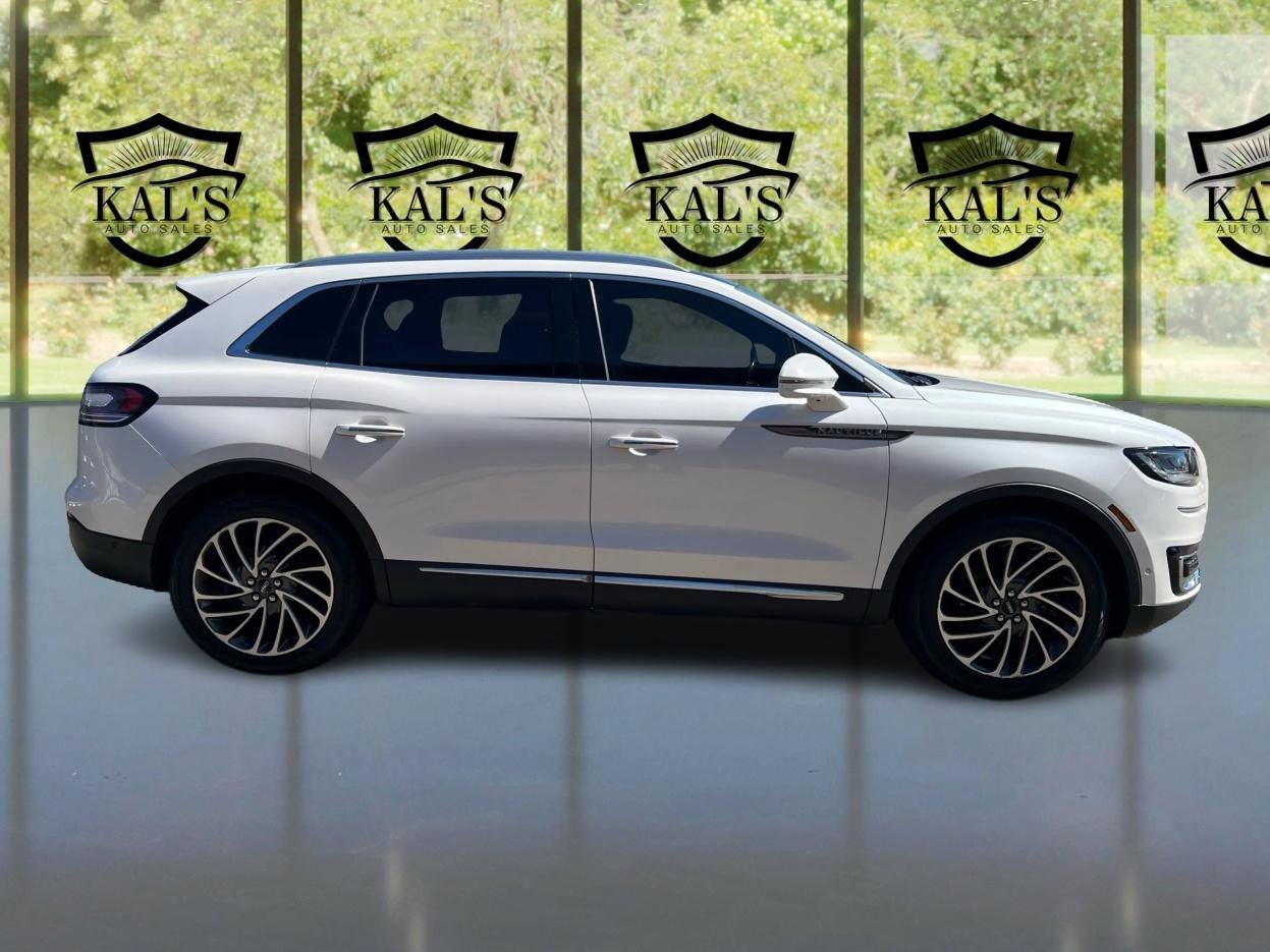 Used 2019 Lincoln Nautilus Reserve AWD/4WD image 4