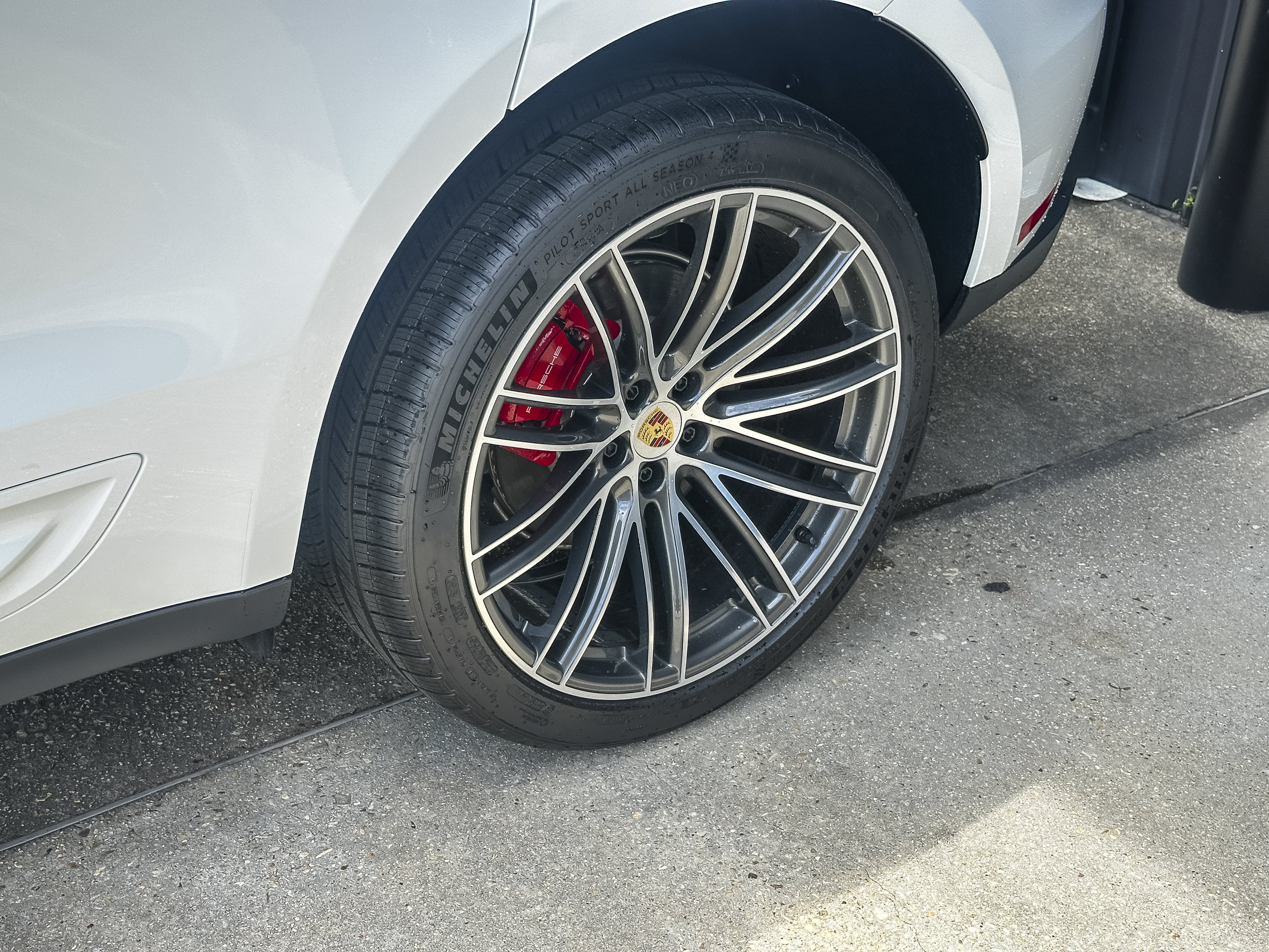 New 2026 Porsche Macan S AWD/4WD image 12