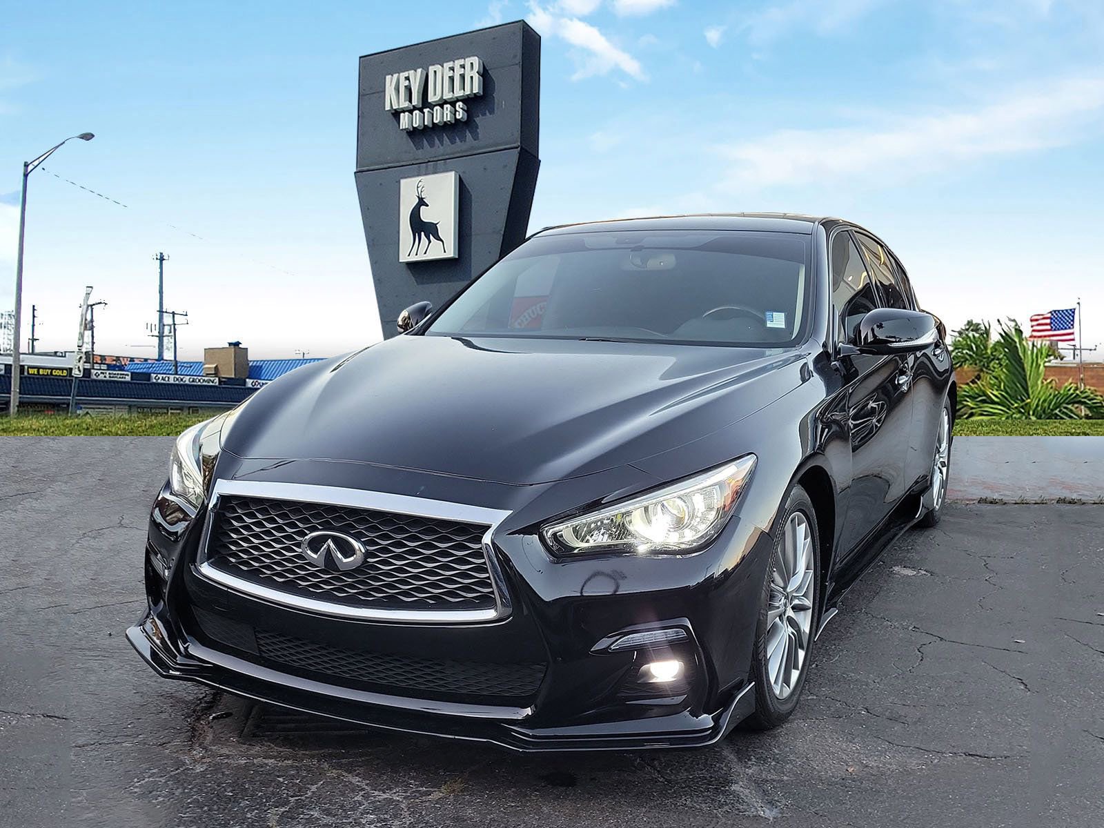 Used 2018 INFINITI Q50 Luxe w/ Essential Package (3.0T Luxe) RWD image 1