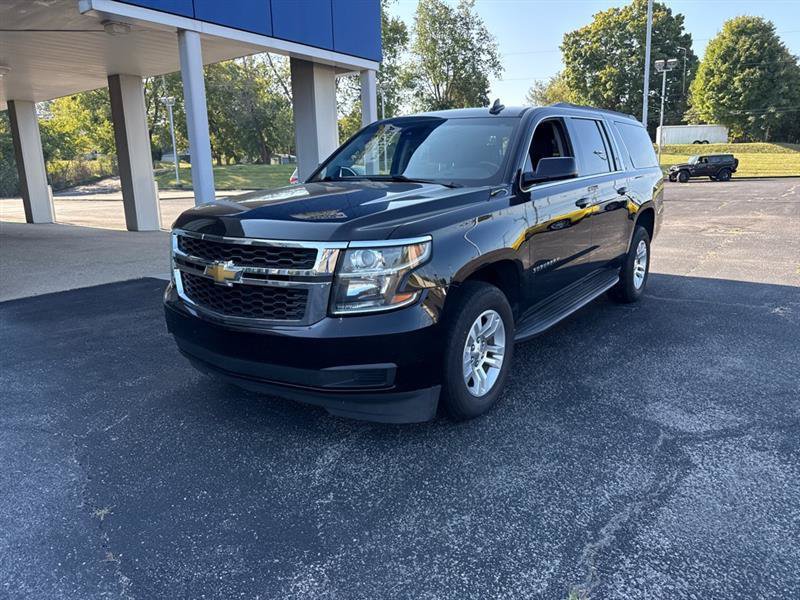 Used 2020 Chevrolet Suburban LT AWD/4WD image 3