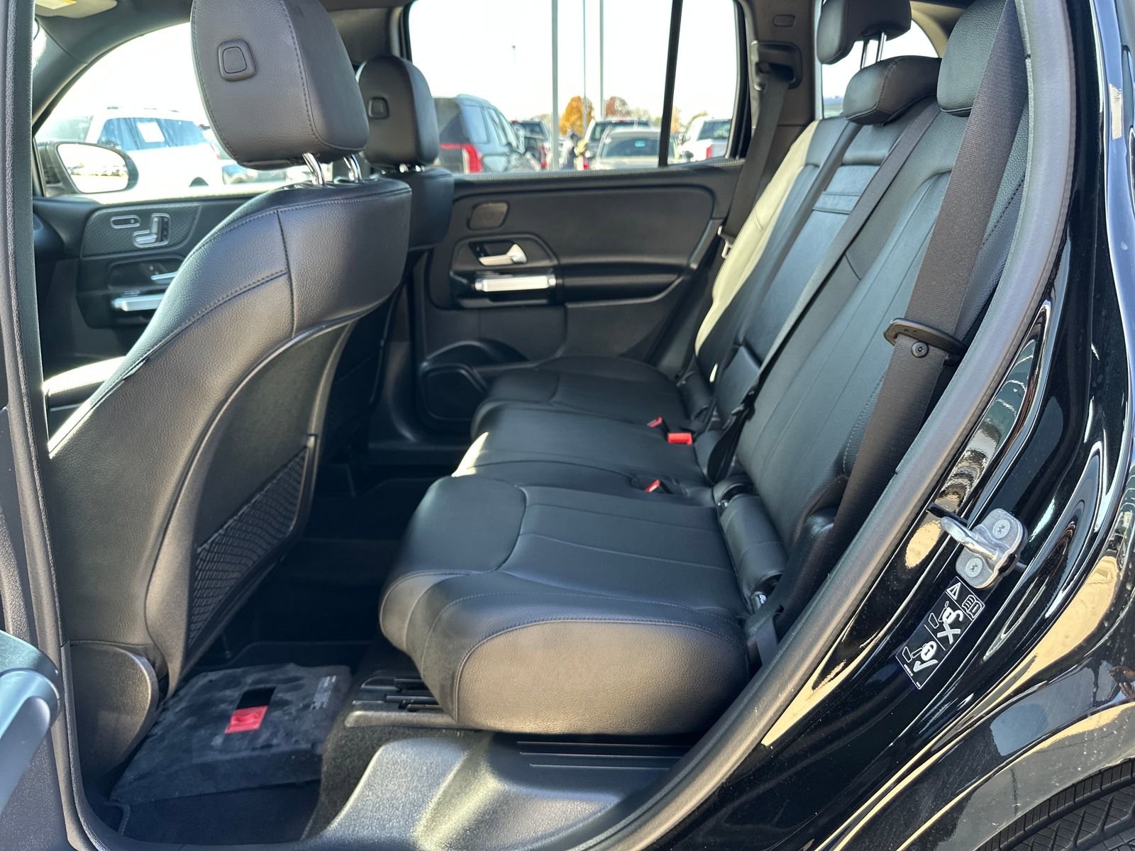 Used 2025 Mercedes-Benz GLB 250 GLB 250 image 27