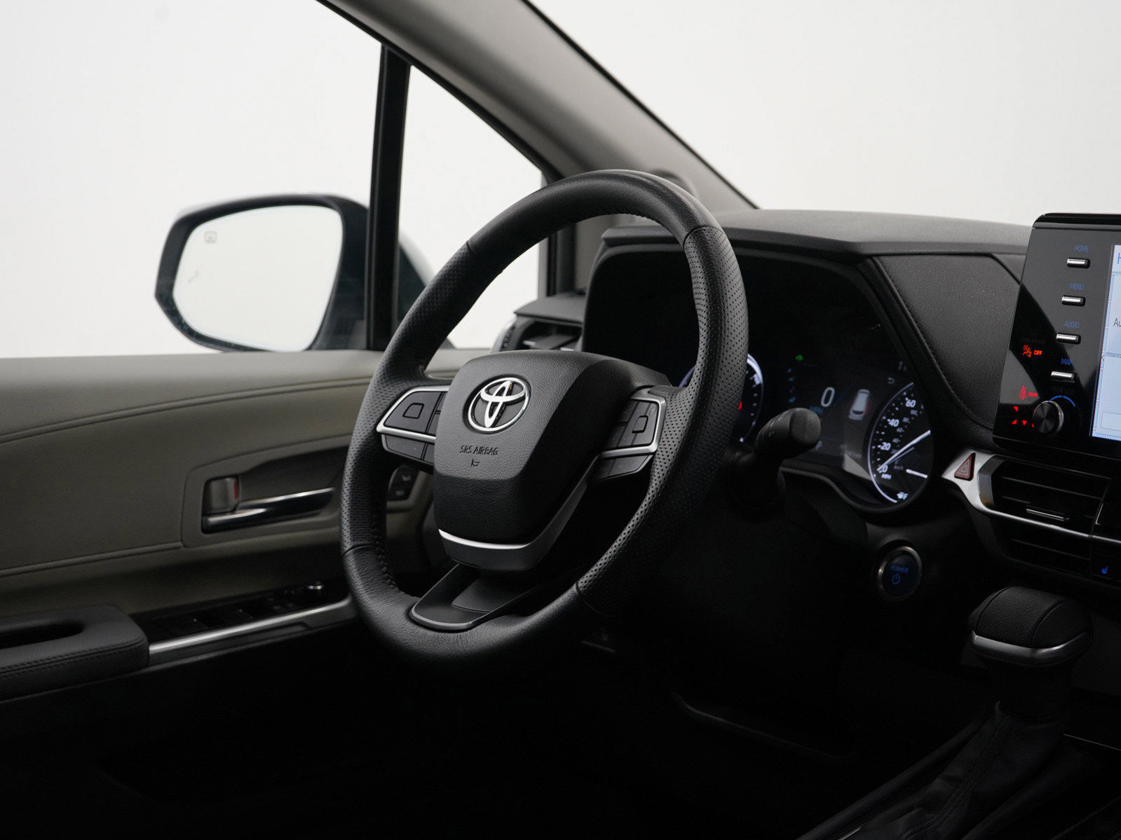 New 2024 Toyota Sienna Limited image 13
